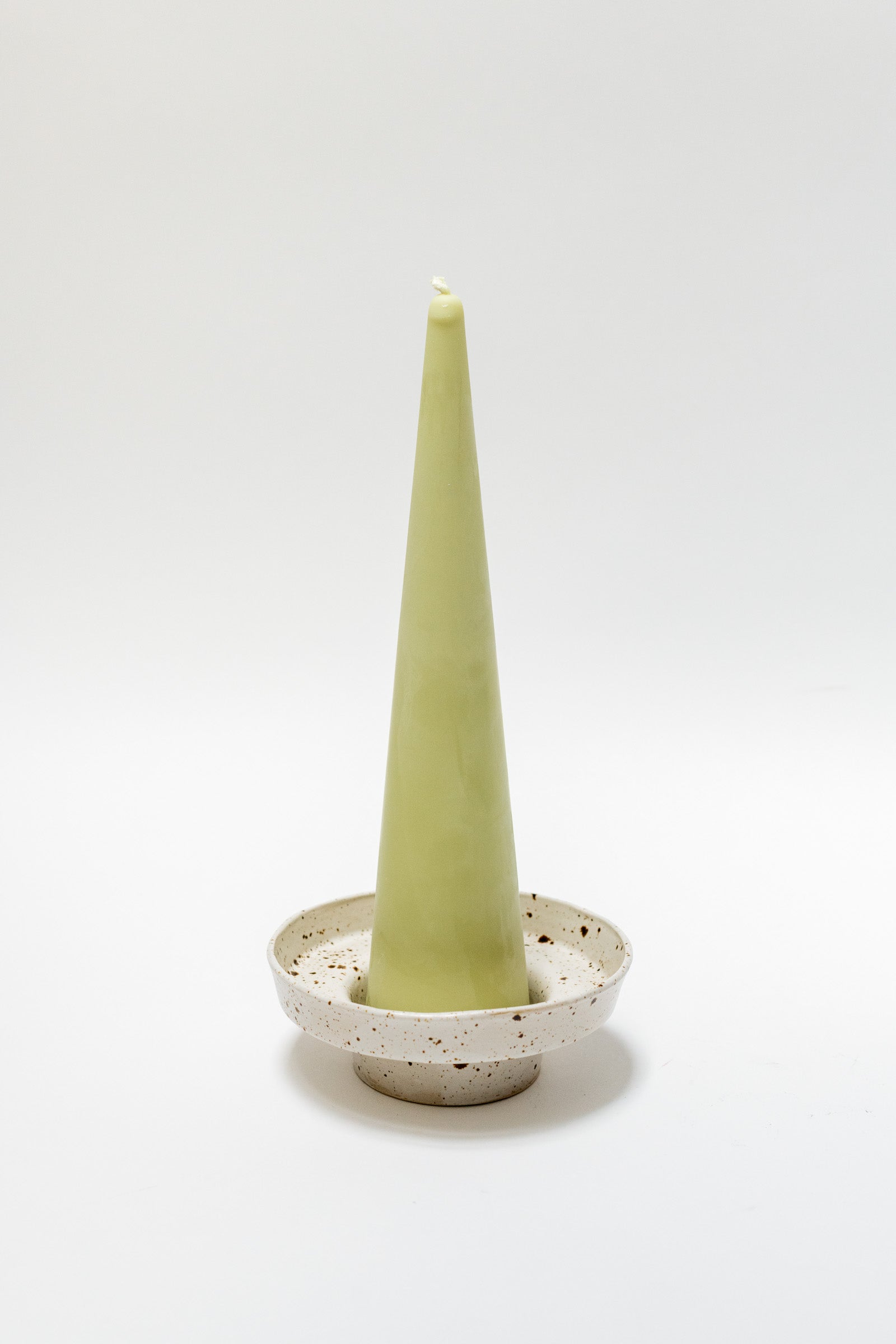 Maya Bolsens x Wilder Footed Dish, Brown Speckle