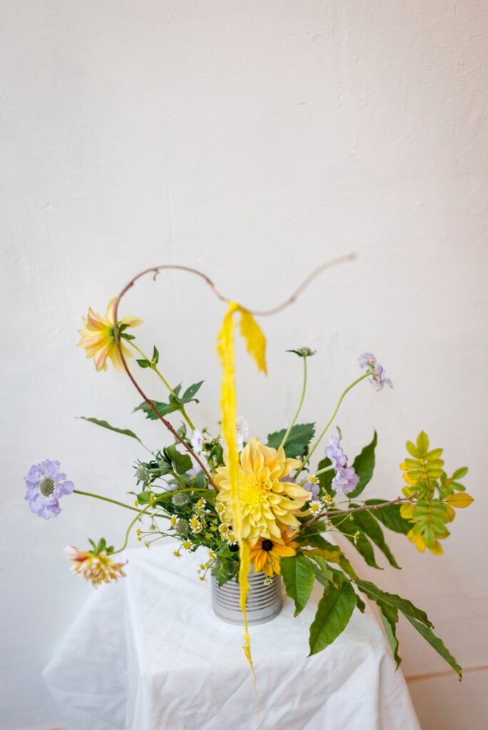 Summer wedding flowers for E+R, by Wilder Antwerp