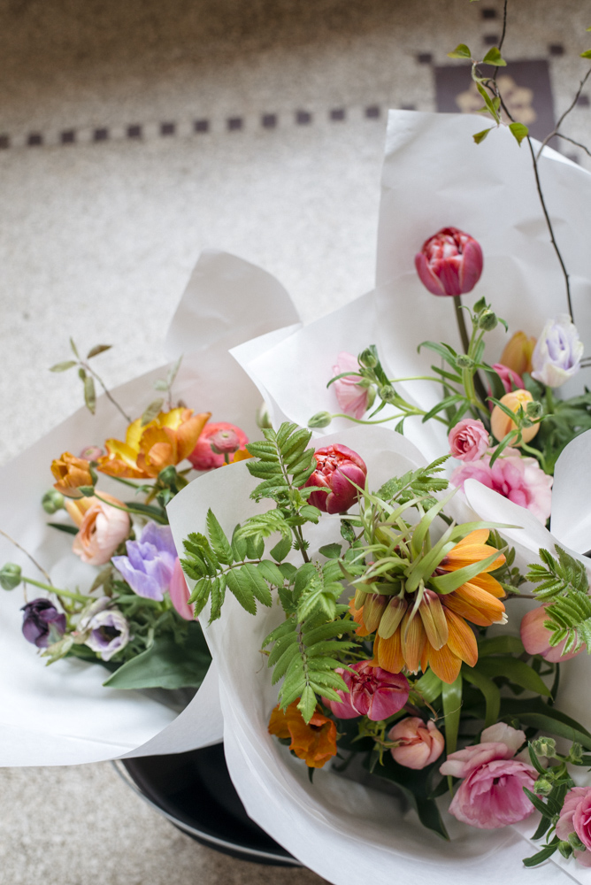Flower delivery in Antwerp - Spring bouquet with naturally grown local flowers by Wilder Antwerp