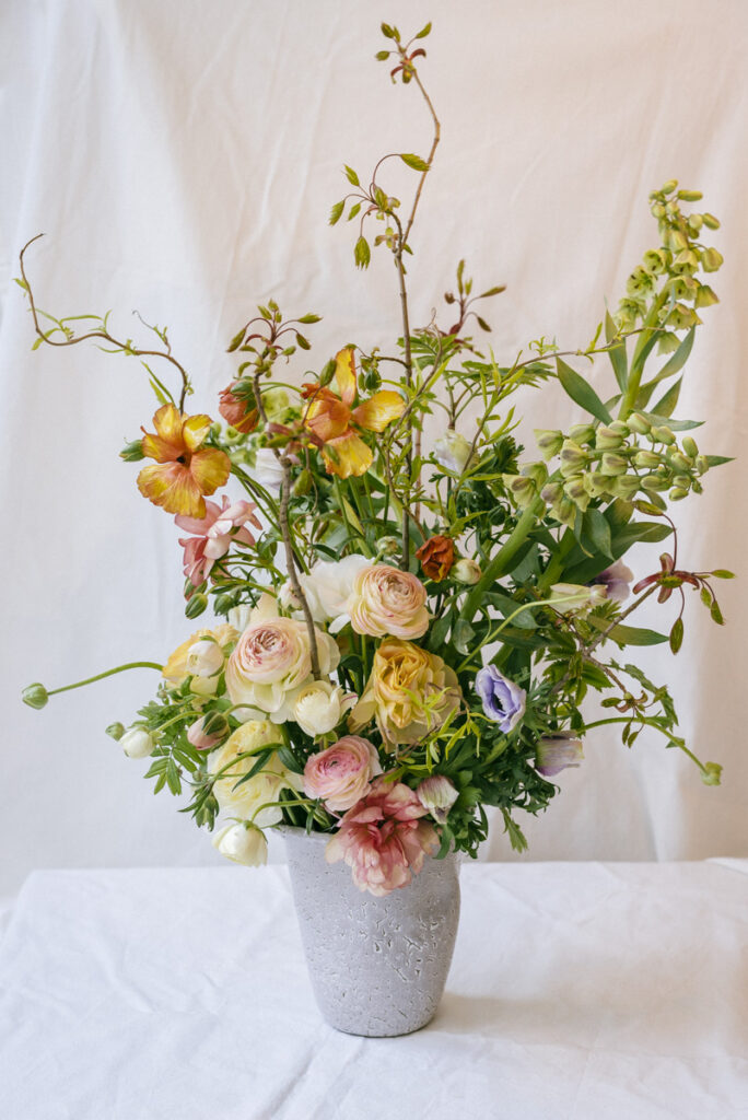 Bespoke fresh flower arrangements at Wilder Antwerp