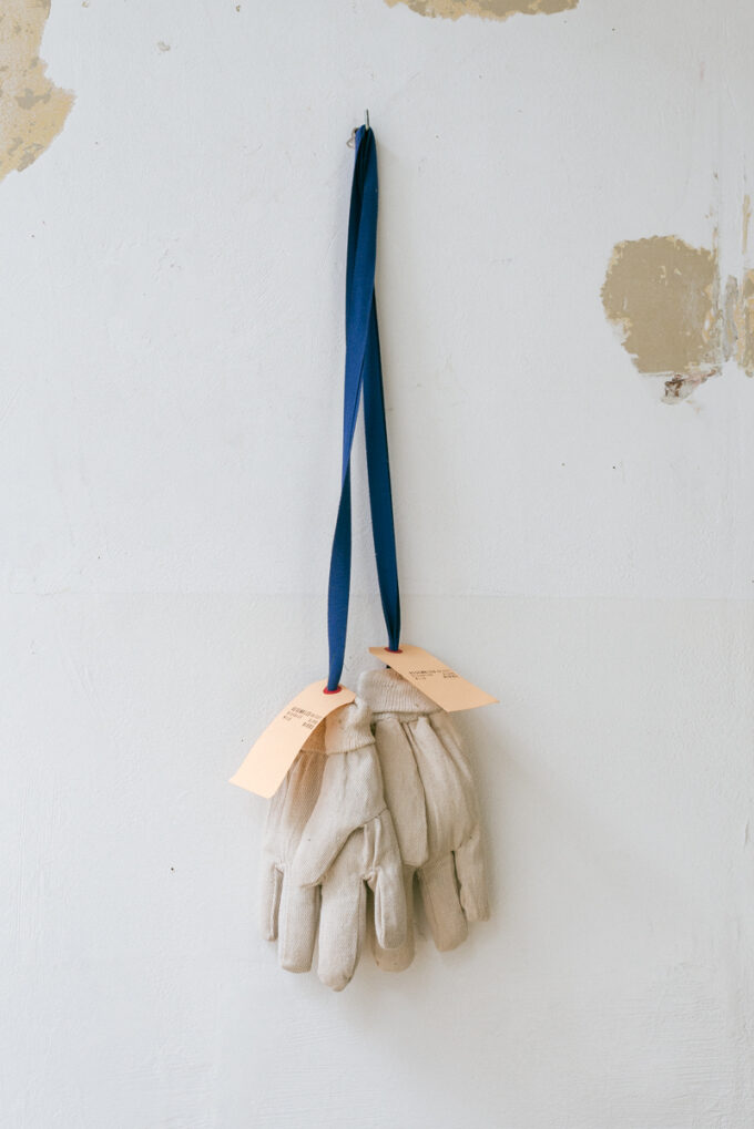 Aromatic glove by Winckle at Wilder Antwerp